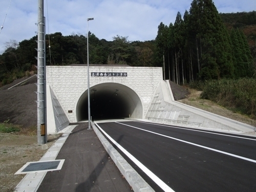 西長江トンネル大型農道側出入り口